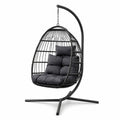Poltrona sospesa con supporto, 120 × 105 × 195 cm, in acciaio e rattan sintetico, nero e grigio antracite